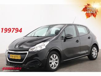 Voiture accidenté Peugeot 208 1.0 PureTech Access 5-DRS Airco Cruise 2015/11