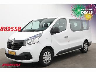 damaged commercial vehicles Renault Trafic Passenger 1.6 dCi Expression Energy 9-Pers. Airco 2018/5