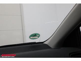 Toyota Yaris 1.5 Hybrid Active ACC Clima Camera picture 13