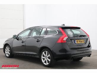 Volvo V-60 1.5 T2 Aut. Polar+ BiXenon Navi Clima Cruise SHZ PDC 152.278 km! picture 4