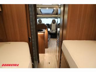 LMC  T732G Comfort TI 2.3 MJ Aut. Solar Garage Single Beds Oven picture 20
