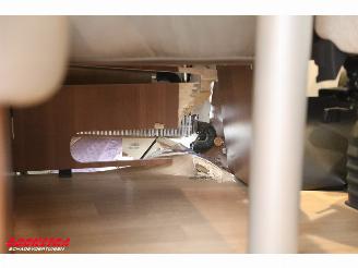LMC  T732G Comfort TI 2.3 MJ Aut. Solar Garage Single Beds Oven picture 18