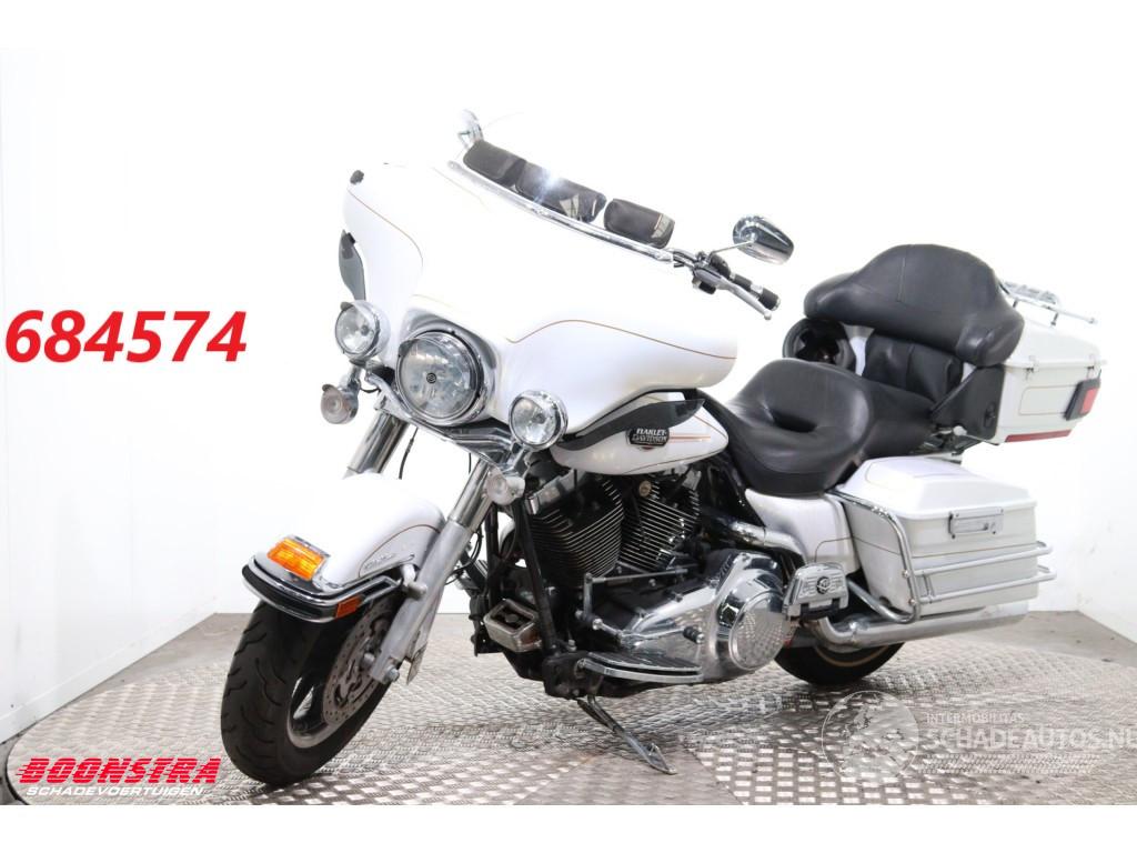 Harley-Davidson  FLHTCU Ultra Classic Sreaming Eagle Cruise
