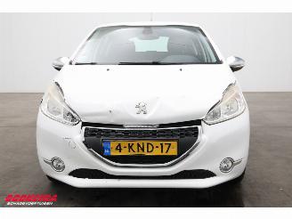 Peugeot 208 1.2 VTi 5-DRS Urban Soul Navi Clima Cruise PDC picture 8