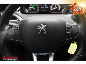 Peugeot 2008 1.2 PureTech Access Pano Navi Airco Cruise PDC 138.050 km! picture 19