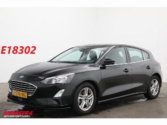 uszkodzony samochody osobowe Ford Focus 1.0 EcoBoost Hybrid Airco Navi Camera 87.278km! 2020/9