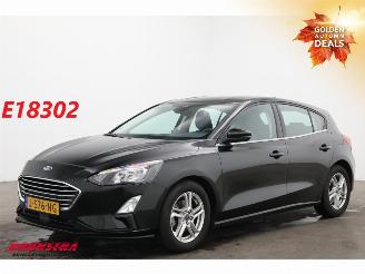 Voiture accidenté Ford Focus 1.0 EcoBoost Hybrid Airco Navi Camera 87.278km! 2020/9