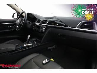 BMW 3-serie Touring 330i Luxury Edition LED Leder Clima Cruise SHZ picture 6