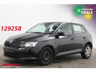 Vaurioauto  passenger cars Skoda Fabia 1.0 Active Airco Bluetooth 52.434 km! 2018/6