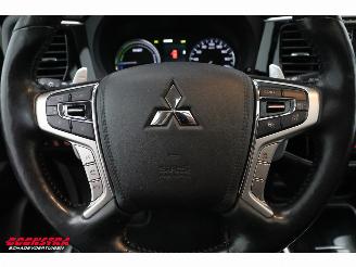 Mitsubishi Outlander 2.0 PHEV Instyle+ Glasdak Leder 360° ACC picture 11