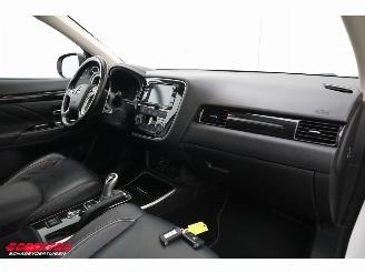 Mitsubishi Outlander 2.0 PHEV Instyle+ Glasdak Leder 360° ACC picture 5