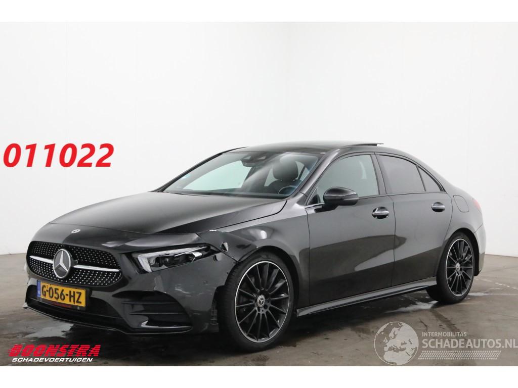 Mercedes A-klasse 200 Aut. AMG 360° Pano Widescreen Night Memory Burmester SHZ
