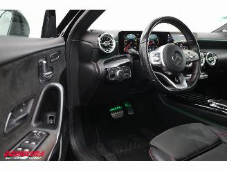 Mercedes A-klasse 200 Aut. AMG 360° Pano Widescreen Night Memory Burmester SHZ picture 16
