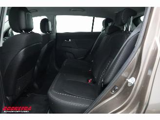 Kia Sportage 1.6 GDI Plus Pack Clima Navi Cruise PDC picture 18