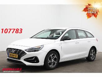 skadebil auto Hyundai I-30 Wagon 1.0 T-GDi MHEV Comfort Smart Clima Navi Cruise Camera PDC 2022/1