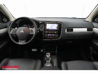 Mitsubishi Outlander 2.0 PHEV Limited Edition X-Line Glasdak Camera Leder SHZ AHK picture 12
