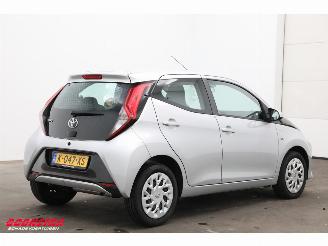 Toyota Aygo 1.0 VVT-i x-play Airco Cruise Camera 44.294 km! picture 3