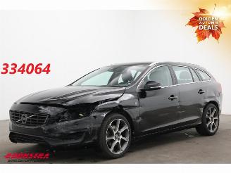 skadebil auto Volvo V-60 2.0 D2 Ocean Race Clima Navi 88.508km! 2016/8
