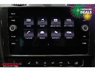 Volkswagen Golf Variant 1.6 TDI DSG Highline R-Line ACC SHZ Clima Navi Camera picture 27