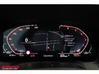 BMW 3-serie 330i Business Edition LED LiveCockpitPro Clima Navi Cruise picture 21