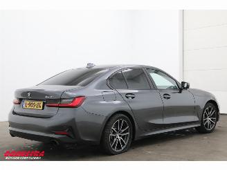 BMW 3-serie 330i Business Edition LED LiveCockpitPro Clima Navi Cruise picture 3