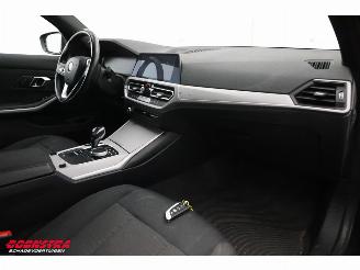 BMW 3-serie 330i Business Edition LED LiveCockpitPro Clima Navi Cruise picture 14