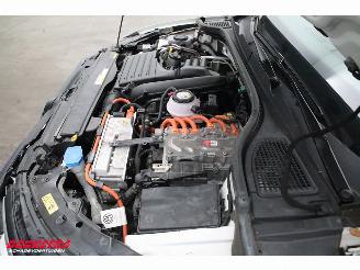 Volkswagen Golf 1.4 eHybrid GTE LED ACC LRHZ Navi Clima Camera SHZ picture 9