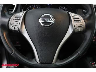 Nissan Qashqai 1.2 Tekna Pano Leder 360° Navi Cruise SHZ picture 19