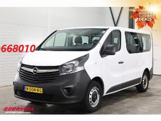 Schade bestelwagen Opel Vivaro 1.6 CDTI 9-Pers. Navi Airco PDC 2017/9