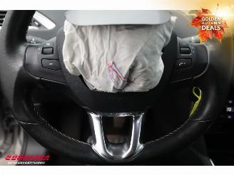 Peugeot 208 1.2 PureTech Allure Navi Clima Cruise Camera PDC AHK 75.263 km! picture 24