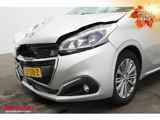 Peugeot 208 1.2 PureTech Allure Navi Clima Cruise Camera PDC AHK 75.263 km! picture 15