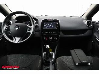 Renault Clio Estate 1.5 dCi ECO Night&Day Navi Airco Cruise PDC AHK picture 13