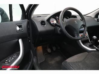 Peugeot 308 1.6 VTi XT Pano Clima Cruise picture 11