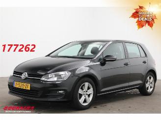 damaged passenger cars Volkswagen Golf 1.2 TSI Trendline 5-DRS Navi Clima Cruise SHZ PDC AHK 2014/2