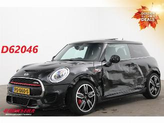  Mini Cooper 2.0 232 PK Pano HUD Navi Clima Cruise Camera SHZ 2016/2