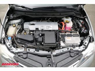 Toyota Auris Touring Sports 1.8 Hybrid Executive Pano Navi Clima Cruise Camera SHZ picture 8