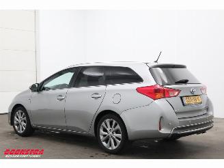 Toyota Auris Touring Sports 1.8 Hybrid Executive Pano Navi Clima Cruise Camera SHZ picture 4