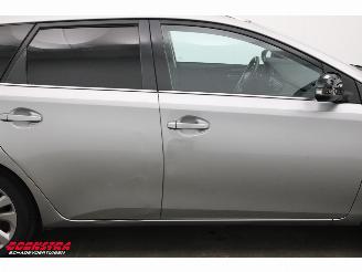 Toyota Auris Touring Sports 1.8 Hybrid Executive Pano Navi Clima Cruise Camera SHZ picture 13