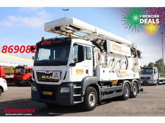 Vaurioauto  trucks MAN TGS 28.470 Kroll Saug Druck Combi 6X2 38.679 km! 2021/4