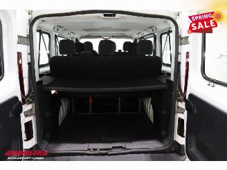 Renault Trafic Passenger 1.6 dCi Expression 9-Pers. Airco picture 17