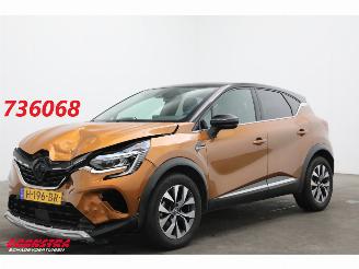 Schadeauto Renault Captur 1.0 TCe 100 Intens LED 360° Navi Clima Cruise Camera 2019/12