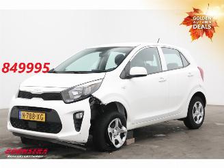Damaged car Kia Picanto 1.0 DPi ComfortLine Navi Airco Cruise 2022/1