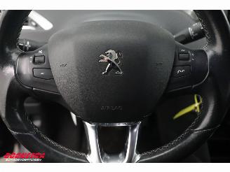 Peugeot 208 1.2 PureTech Allure Navi Clima Cruise Camera PDC 63.155 km! picture 17