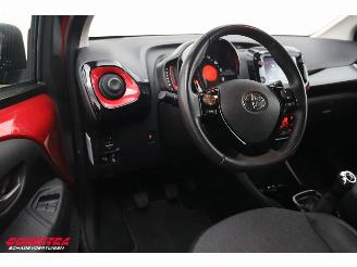 Toyota Aygo 1.0 VVT-i x-clusiv Apple/Android Clima Cruise Camera PDC 15.694 km! picture 16