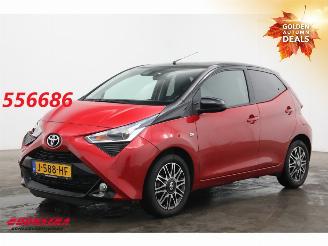 Unfallwagen Toyota Aygo 1.0 VVT-i x-clusiv Apple/Android Clima Cruise Camera PDC 15.694 km! 2020/8