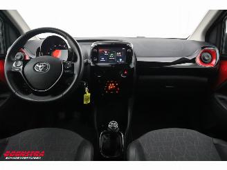 Toyota Aygo 1.0 VVT-i x-clusiv Apple/Android Clima Cruise Camera PDC 15.694 km! picture 12