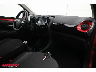 Toyota Aygo 1.0 VVT-i x-clusiv Apple/Android Clima Cruise Camera PDC 15.694 km! picture 11