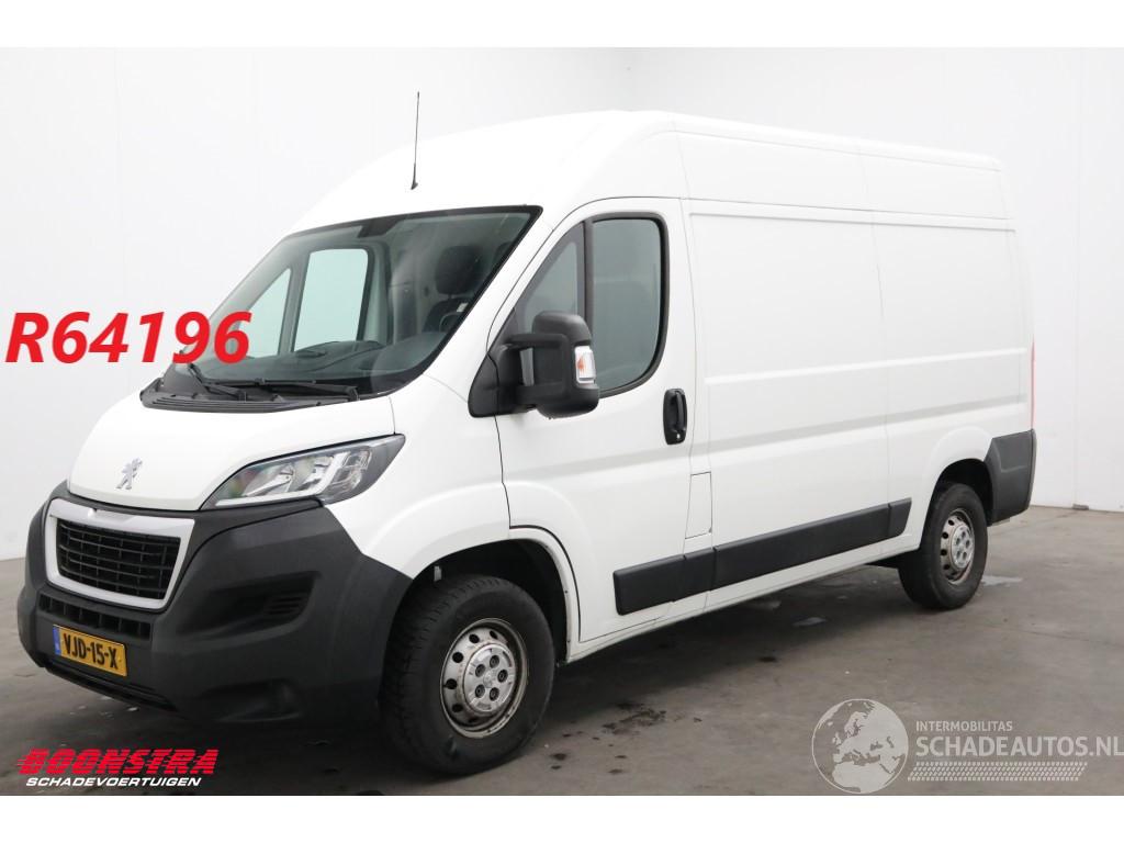 Peugeot Boxer 2.2 BlueHDi 120 L2-H2 Premium Navi Airco Cruise Camera
