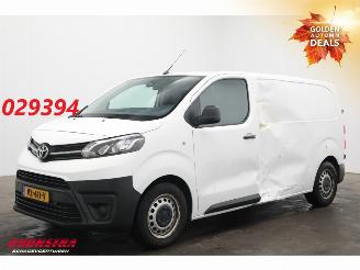 Vaurioauto  commercial vehicles Toyota Proace 1.6 D-4D Cool Comfort Airco Cruise AHK 2016/7