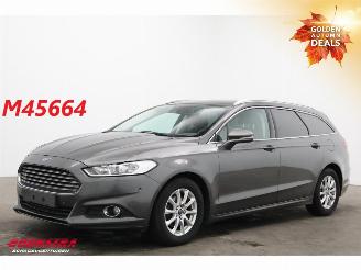 Damaged car Ford Mondeo Wagon 2.0 TDCi 150 PK Aut. Trend Navi Clima Cruise SHZ PDC 2015/11